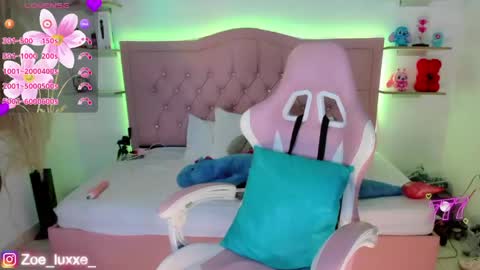 Mia online show from 8, 5, 2026
