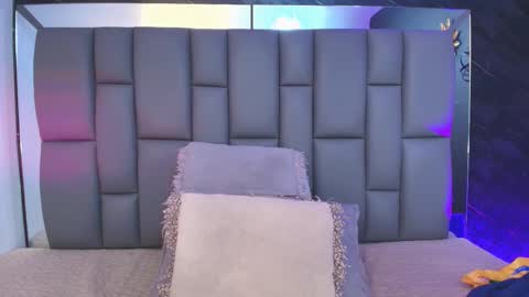 Mia online show from 14, 10, 2025