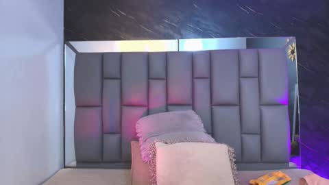 Mia online show from 13, 11, 2025