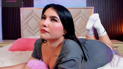 Snapshot of miaafarrel chatting on 8, 1, 2026 Miaa Farrel online show from 8, 1, 2026