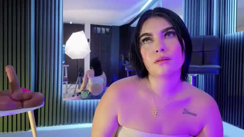 Snapshot of miaafarrel chatting on 20, 2, 2026 Miaa Farrel online show from 20, 2, 2026