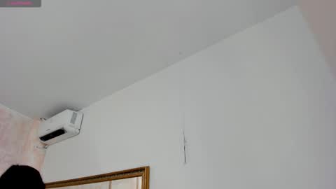 Snapshot of miaaffox chatting on 18, 1, 2026 miaaffox online show from 18, 1, 2026