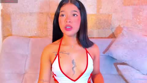 Snapshot of miaasummeer chatting on 19, 7, 2026 MiaaSummeer online show from 19, 7, 2026