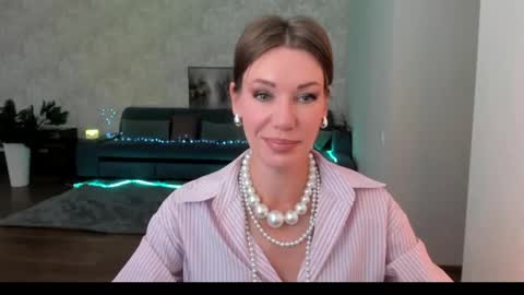 Mia online show from 5, 6, 2026