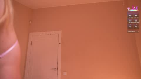 miablueye online show from 15, 4, 2026