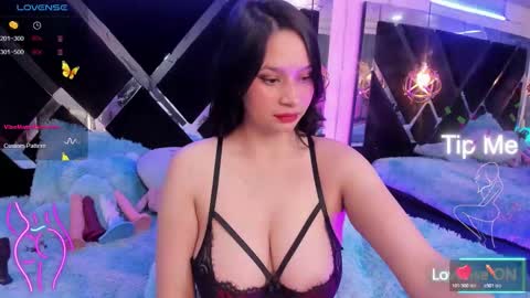 Snapshot of miacharloth chatting on 18, 10, 2025 Mia online show from 18, 10, 2025