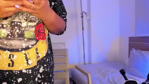 IG Yojanagomez  online show from 3, 6, 2026