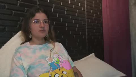 Mia online show from 23, 2, 2025