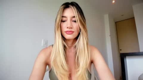 Mia online show from 30, 5, 2026