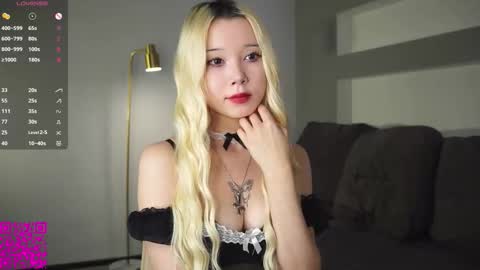 Mia online show from 27, 9, 2025