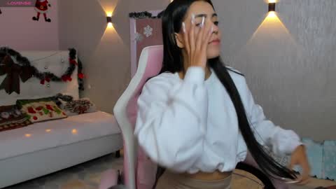 Snapshot of miagomez1 chatting on 27, 12, 2024 Mia Gomez online show from 27, 12, 2024