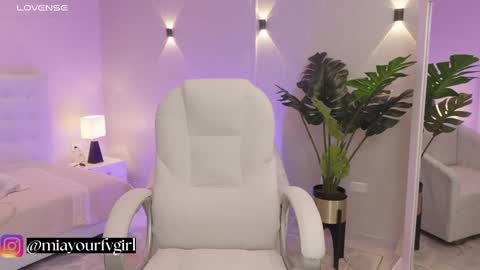 Snapshot of miagomez1 chatting on 16, 9, 2025 Mia Gomez online show from 16, 9, 2025
