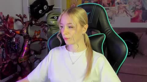 Mia online show from 29, 10, 2025