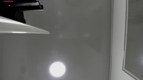 Miah Collins online show from 12, 3, 2025