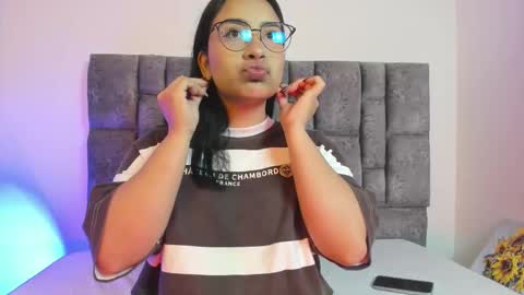 miah new independent model acount online show from 30, 10, 2025