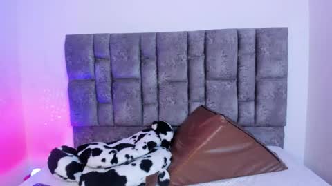 miah new independent model acount online show from 14, 11, 2025