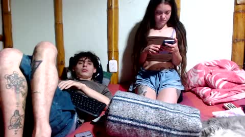 Mia  Sam online show from 9, 4, 2026