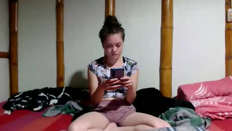 Mia  Sam online show from 11, 4, 2026