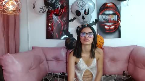 miahotcs online show from 25, 10, 2025