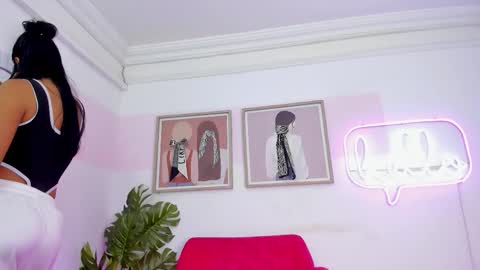 Mia Khalifa online show from 2, 12, 2025