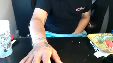 Mark online show from 1, 10, 2025