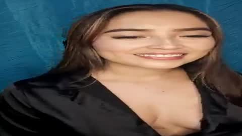 Snapshot of miakolins chatting on 1, 8, 2026 miakolins online show from 1, 8, 2026