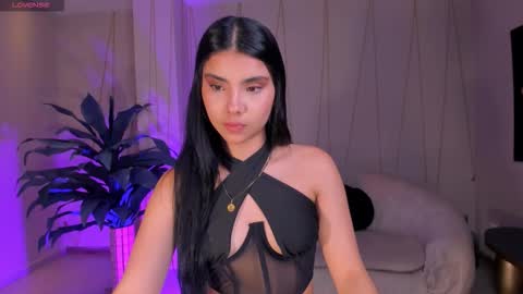 Call me Mia  online show from 3, 11, 2025