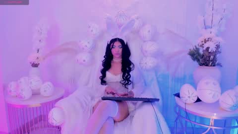 Call me Mia  online show from 6, 4, 2026