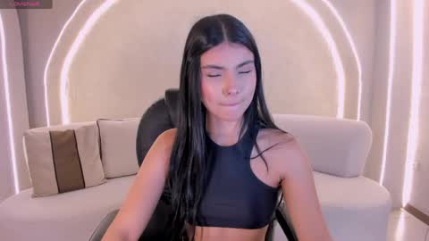 Call me Mia  online show from 15, 4, 2026