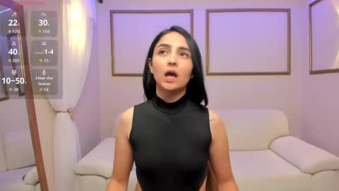 mialiore_ online show from 1, 6, 2026