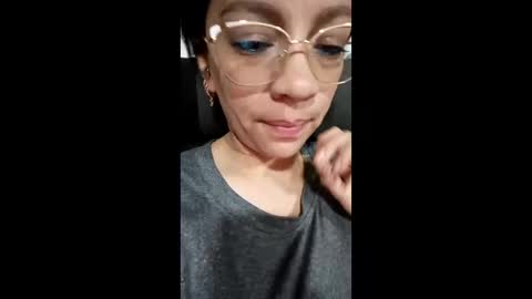 Mia  online show from 8, 2, 2026