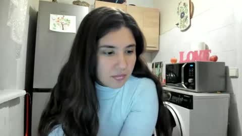 MiaMarrone online show from 12, 10, 2025