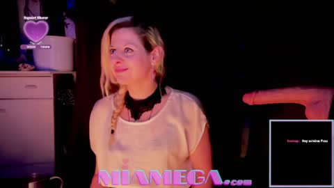 Mia online show from 7, 4, 2026