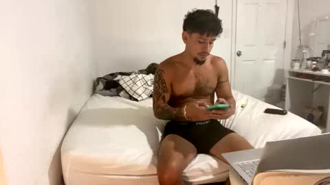 miamiclos1 online show from 24, 2, 2026