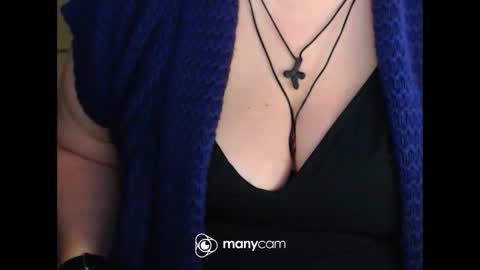 Snapshot of miamimistress chatting on 8, 4, 2026 maya online show from 8, 4, 2026