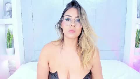 Mia Mistrex online show from 12, 10, 2025