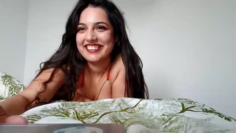 miareys online show from 23, 10, 2025