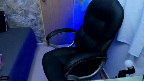 Snapshot of miarivers_1 chatting on 28, 5, 2026 miarivers_1 online show from 28, 5, 2026