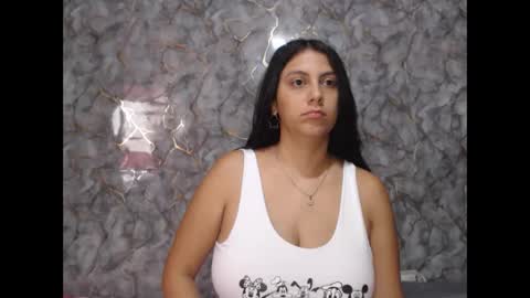 Snapshot of miarouse1531 chatting on 23, 2, 2026 miarouse1531 online show from 23, 2, 2026