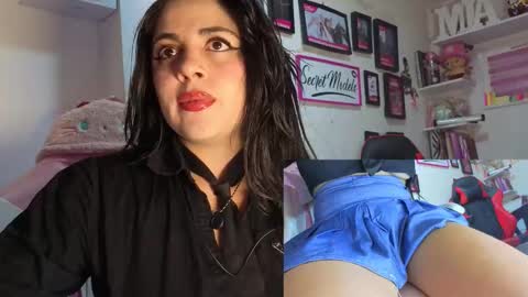 MiaHancock online show from 16, 2, 2026