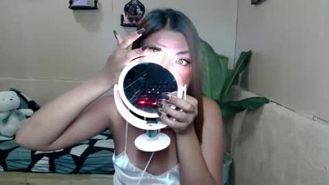 mia online show from 20, 4, 2026