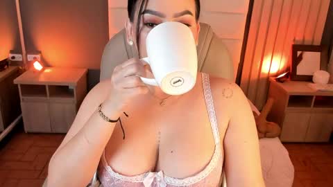 Mia online show from 2, 6, 2026
