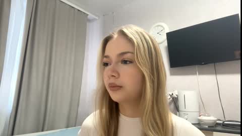 Snapshot of miasuszynski chatting on 17, 2, 2026 Milana online show from 17, 2, 2026