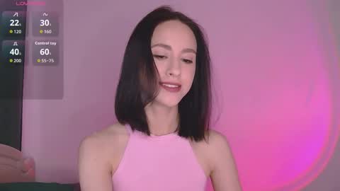 Mia online show from 8, 10, 2025