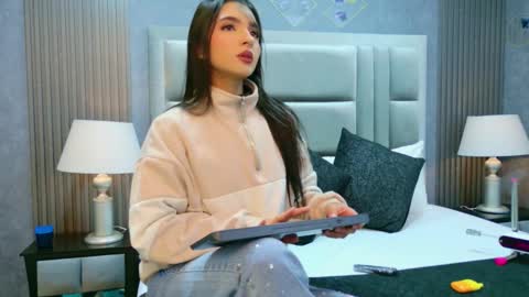 Mia Sweetth online show from 15, 1, 2026