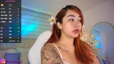 Mia Thaylor online show from 11, 9, 2025