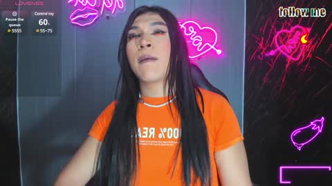 Miaa valentinaaa online show from 20, 1, 2025