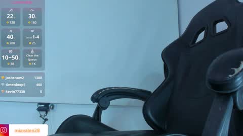 Miaa valentinaaa online show from 8, 2, 2025