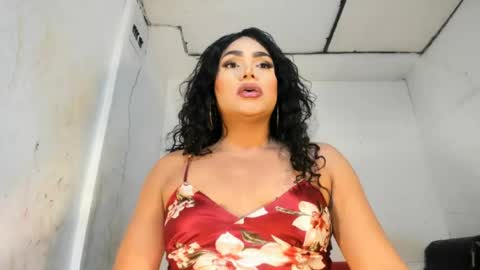 Snapshot of miavaniity54 chatting on 29, 6, 2026 miavaniity54 online show from 29, 6, 2026