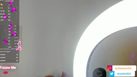 Mia Villalobos online show from 26, 12, 2024